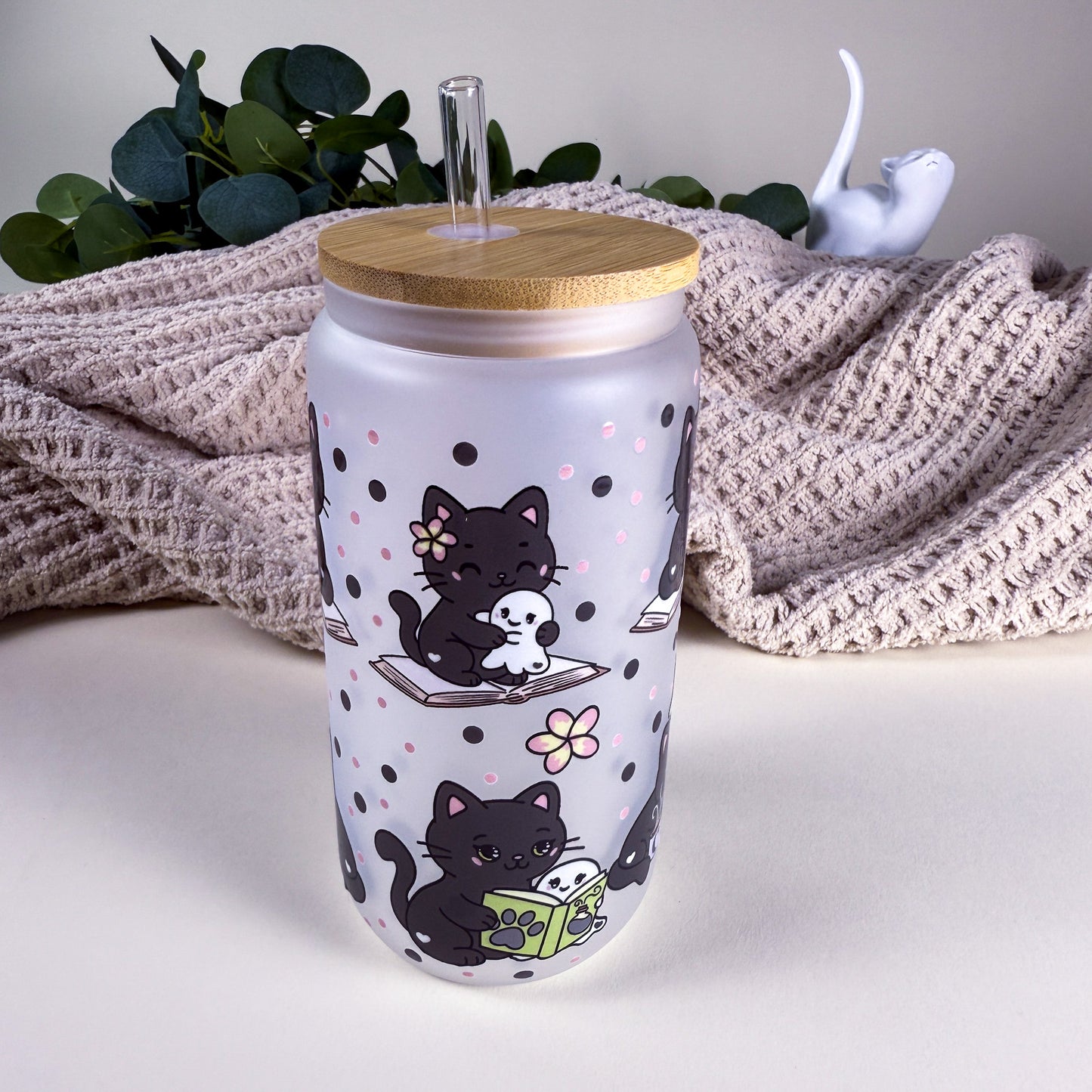 Read Sip Cuddle Ghost & Cat 16 oz Frosted Glass Can