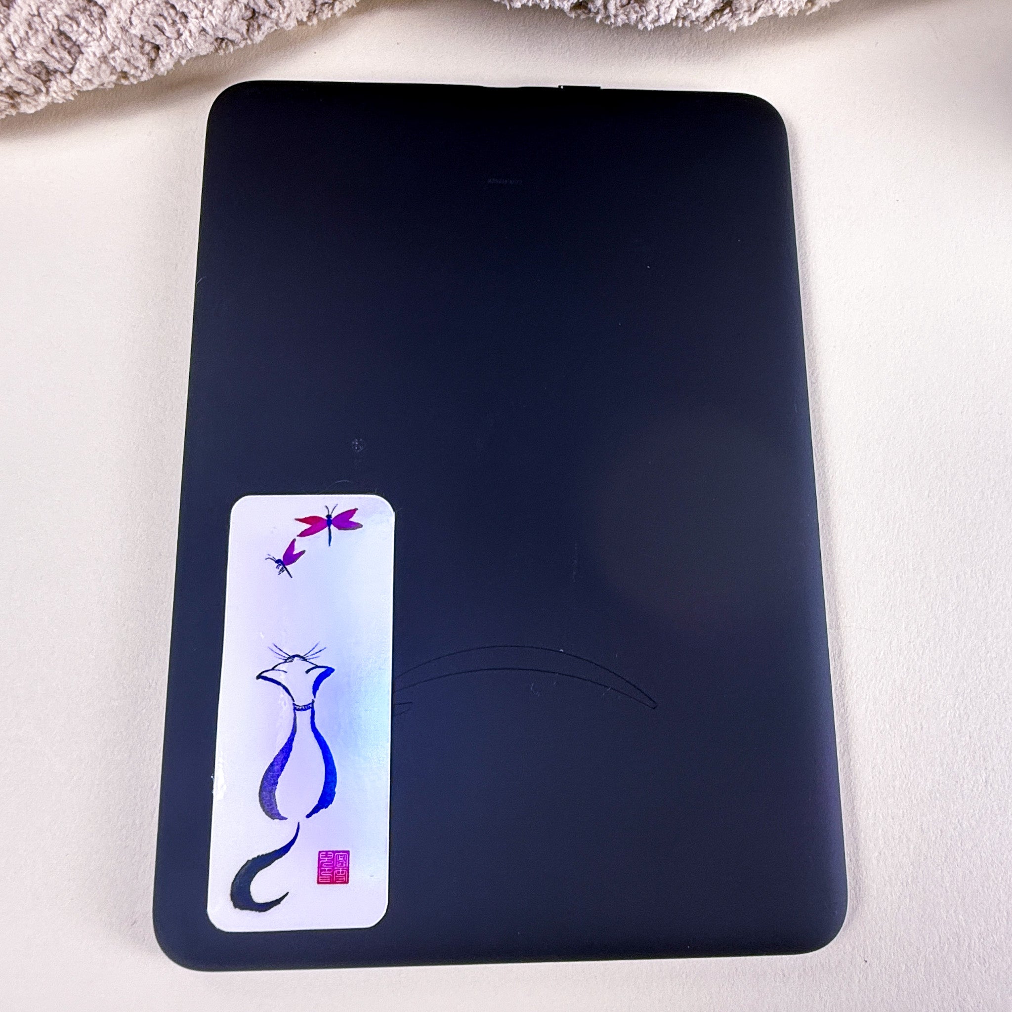 Sumi-e Brush Dragonfly and Cat - Alohi&