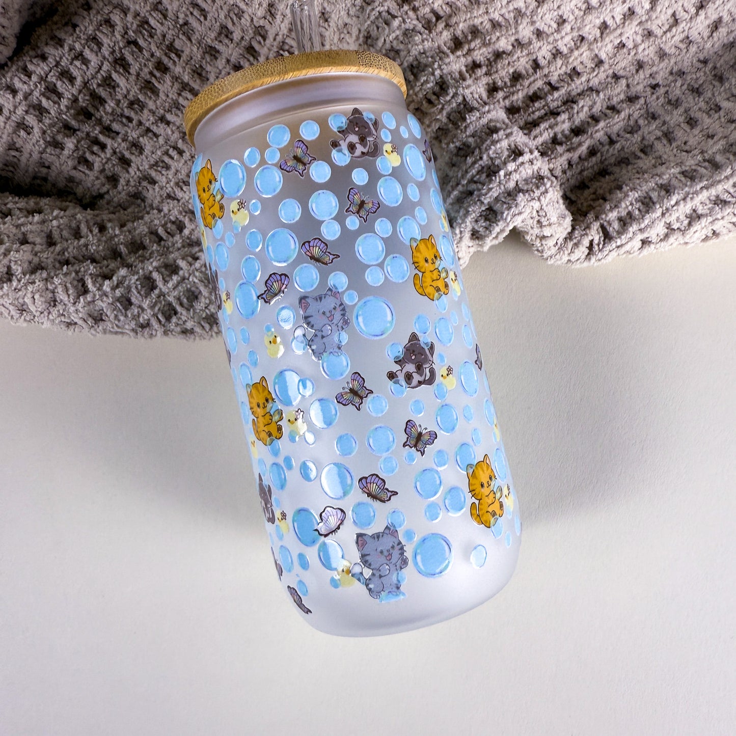 Bubble Bath Cats & Ducks 16 oz Frosted Glass Can