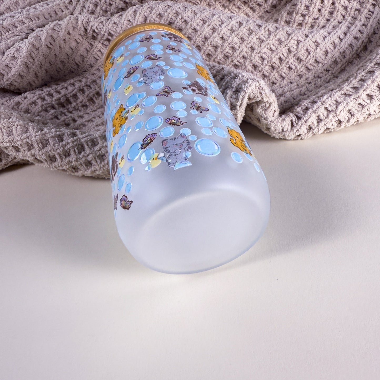 Bubble Bath Cats & Ducks 16 oz Frosted Glass Can